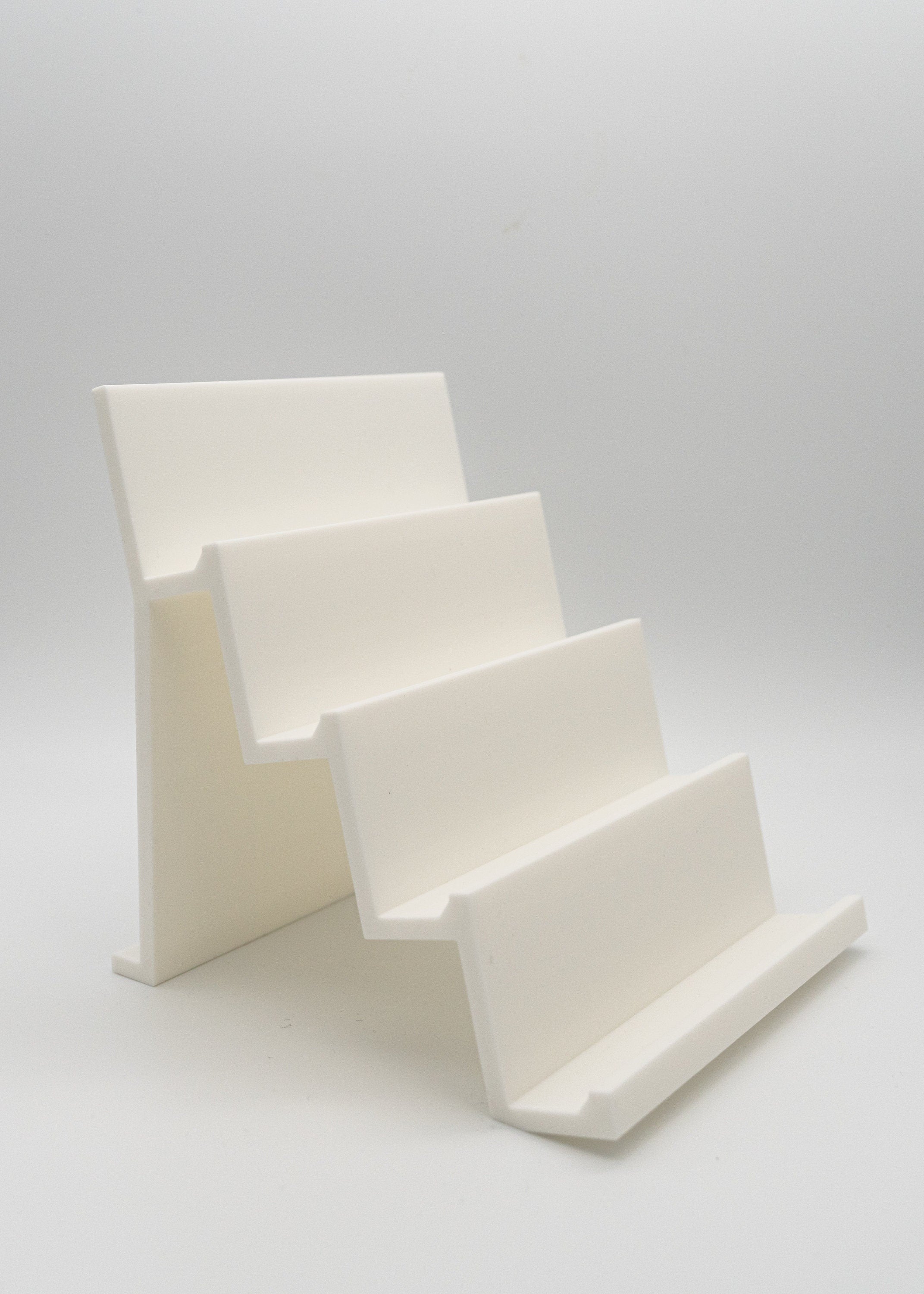 Cards display stand step shelf