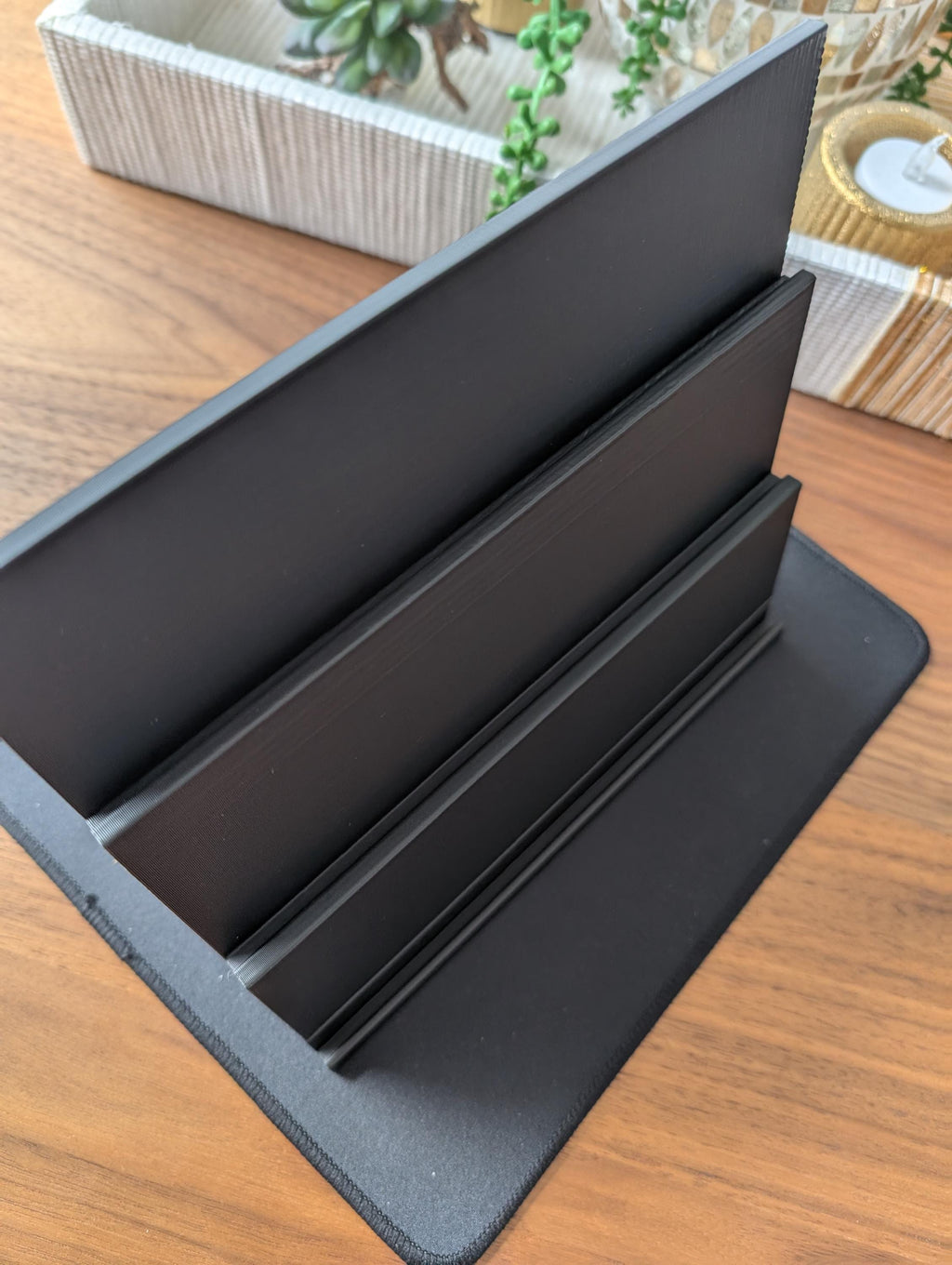 Trading collectible cards TCG, MTG, CCG, board games, display shelf, collapsible, packable, movable